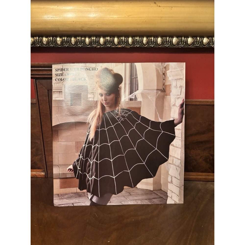 Grandin Road Spider Web Poncho Black Adult One Size Halloween Batwing Cape - Picture 2 of 7
